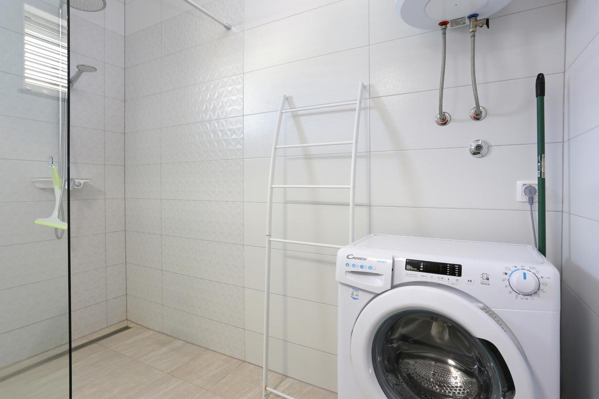 Seaside Holiday House Poljica, Trogir - 5161 Marina Rom bilde